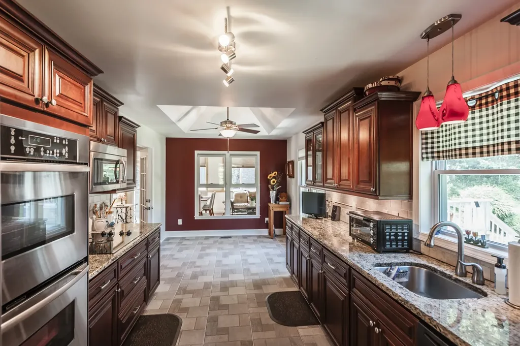 2875 Lower Walkers Creek Road Goodlettsville TN 37072