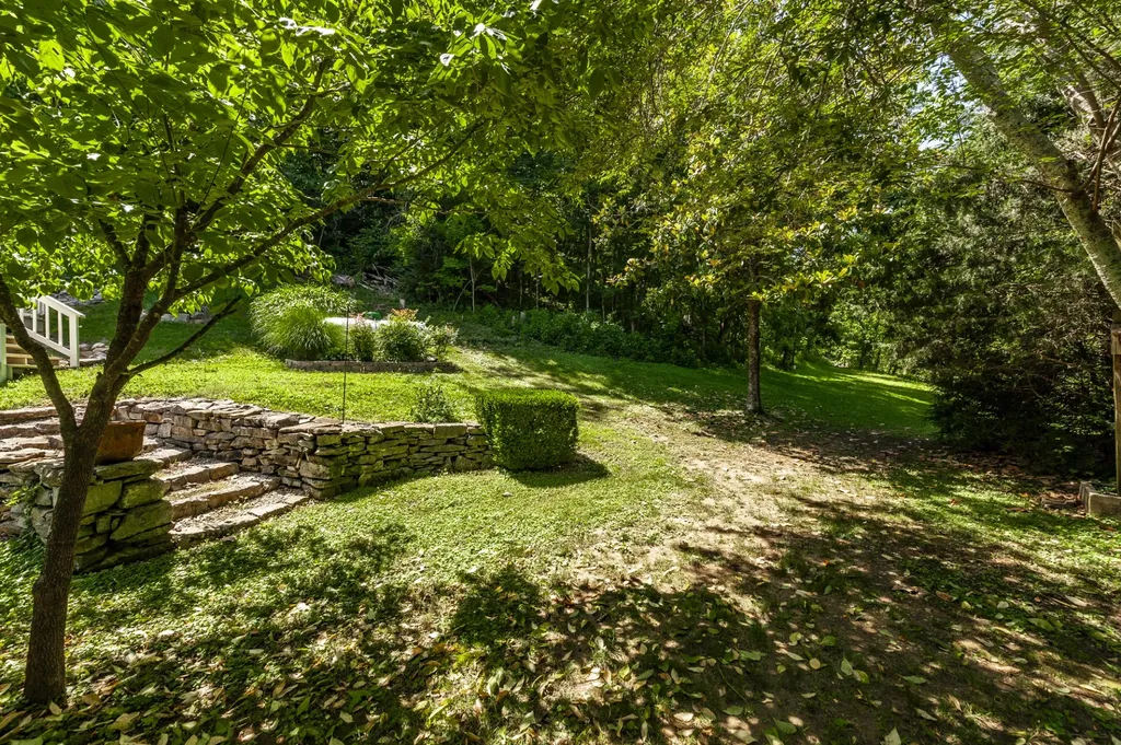 2875 Lower Walkers Creek Road Goodlettsville TN 37072