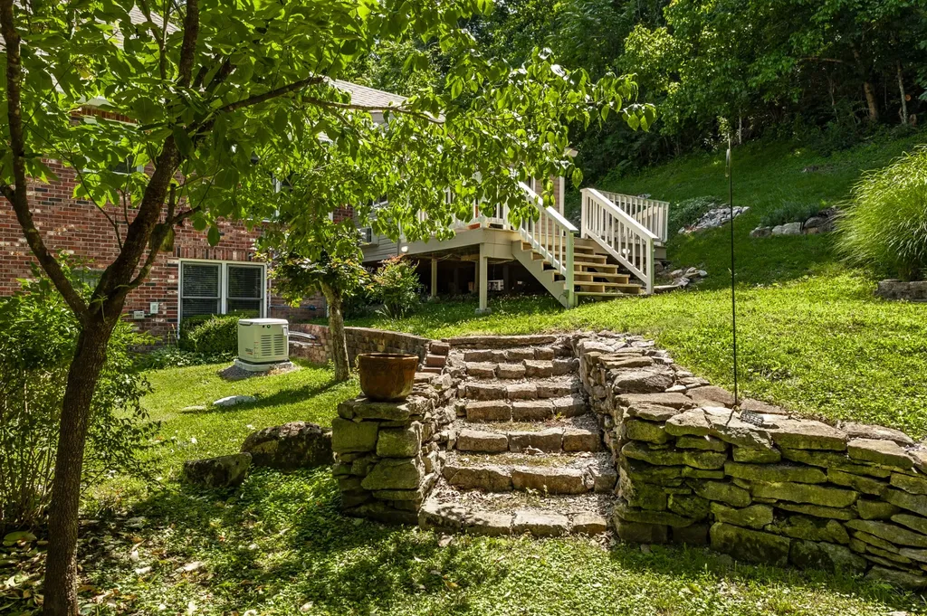 2875 Lower Walkers Creek Road Goodlettsville TN 37072