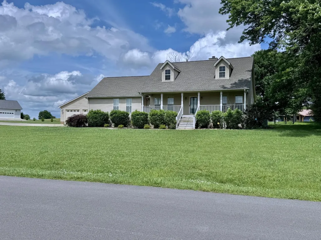 799 Riverbend Drive Dayton TN 37321