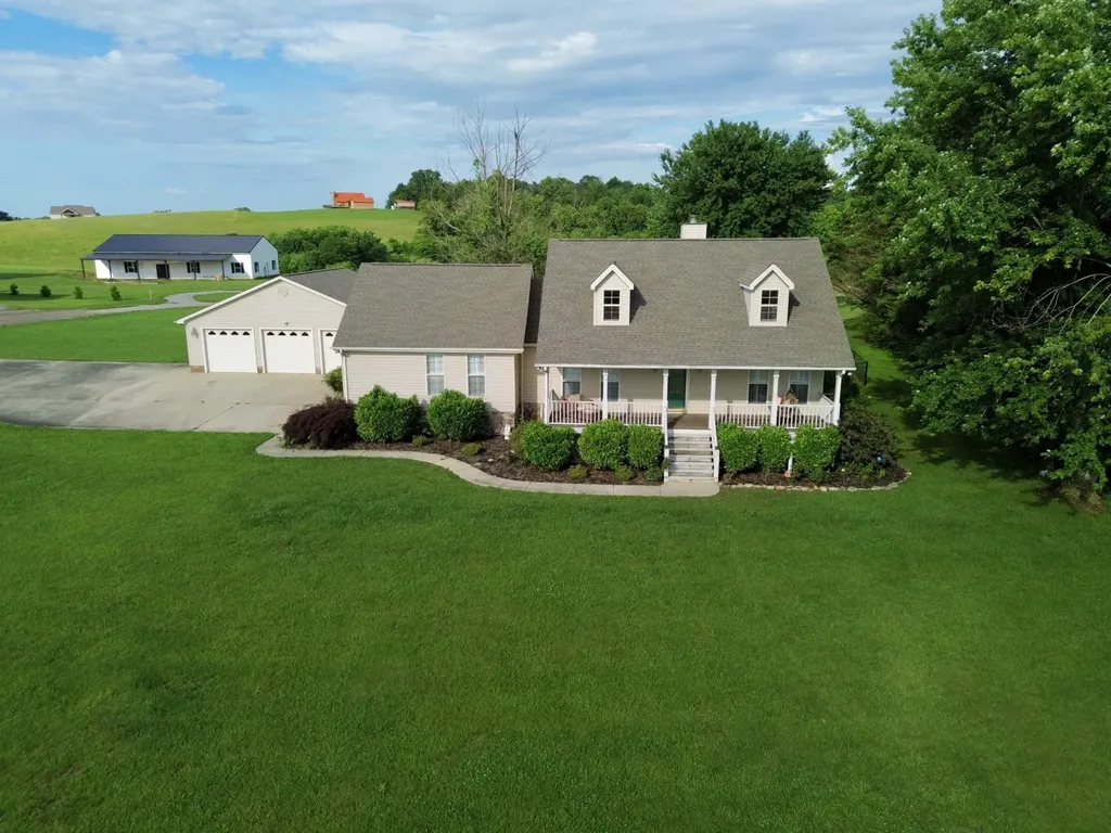 799 Riverbend Drive Dayton TN 37321