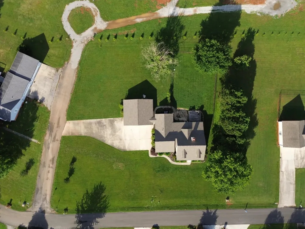 799 Riverbend Drive Dayton TN 37321