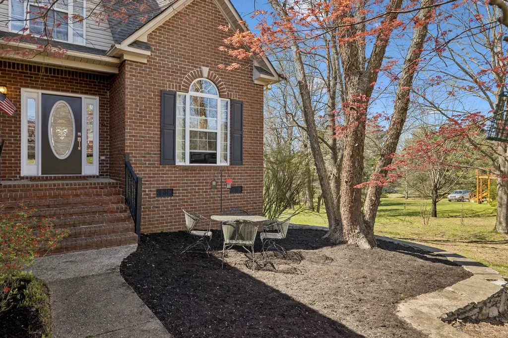 846 Rands Way Columbia TN 38401