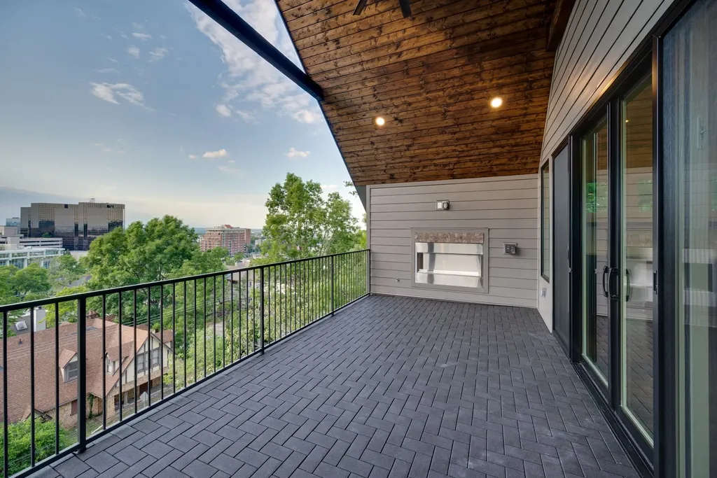3304 Love Circle Nashville TN 37212