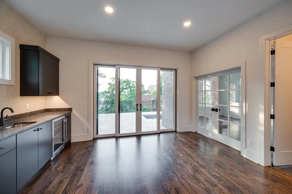 3304 Love Circle Nashville TN 37212