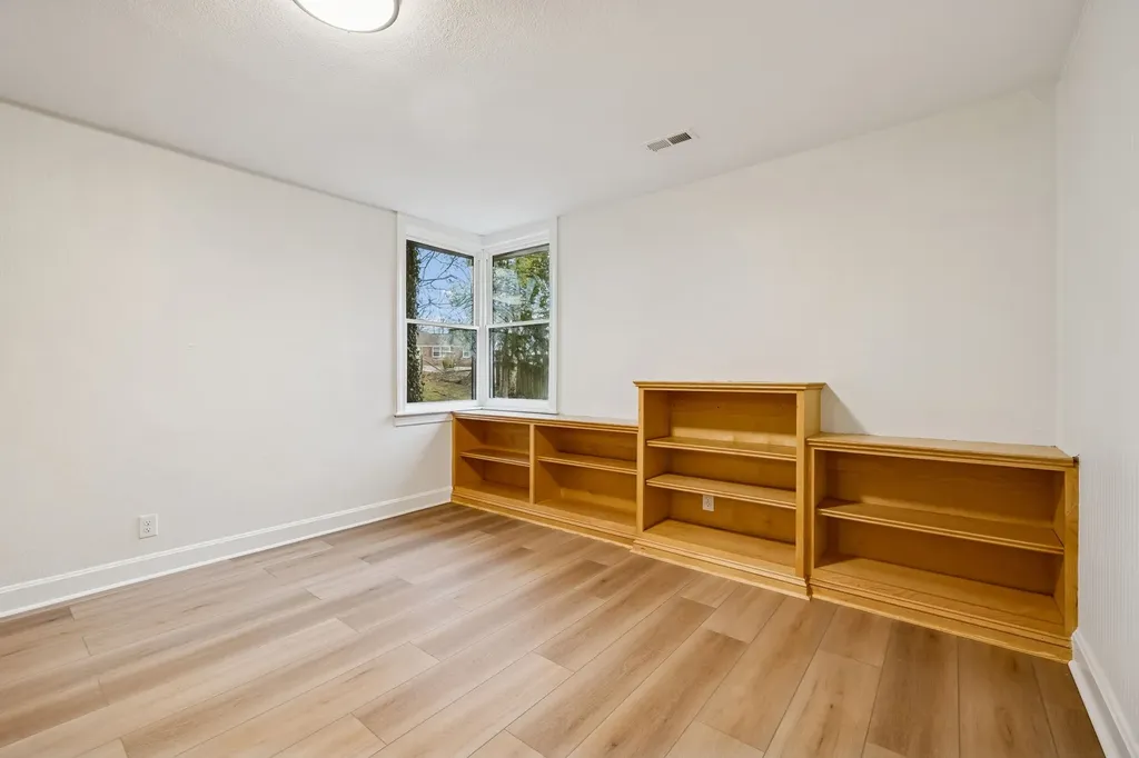 2224 Crestline Drive Nashville TN 37214