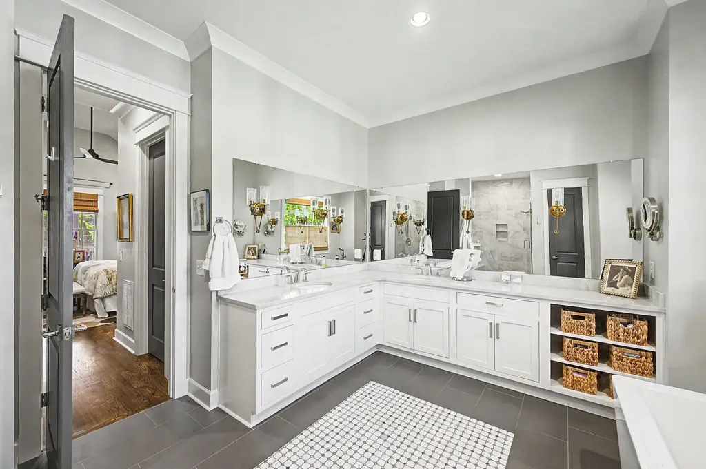 3716 Benham Avenue Nashville TN 37215