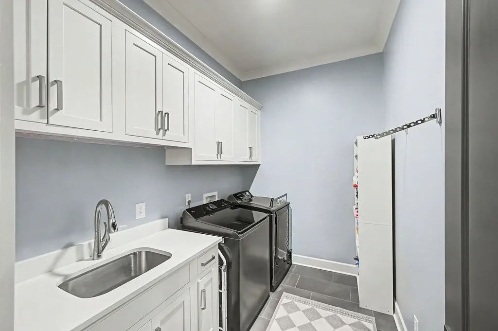 3716 Benham Avenue Nashville TN 37215