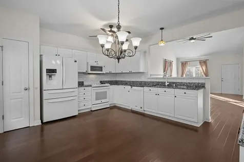 7020 Bridgeport Drive Nashville TN 37221