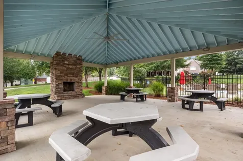 7020 Bridgeport Drive Nashville TN 37221