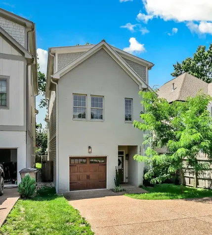 120C Lincoln Court Nashville TN 37205