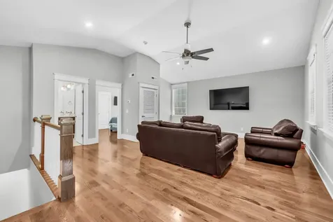 120C Lincoln Court Nashville TN 37205