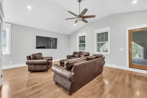120C Lincoln Court Nashville TN 37205