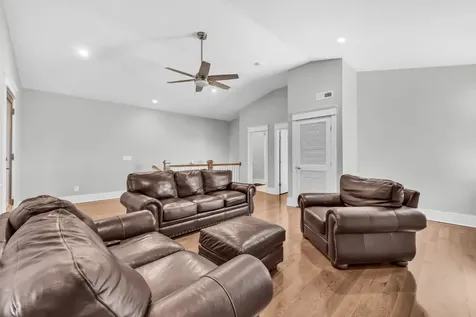 120C Lincoln Court Nashville TN 37205