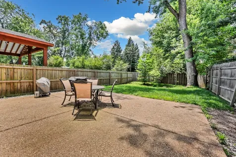 120C Lincoln Court Nashville TN 37205
