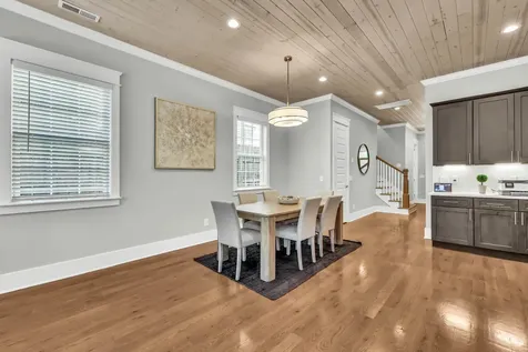 120C Lincoln Court Nashville TN 37205