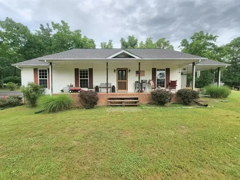 1089 Jim Clark Road Erin TN 37061