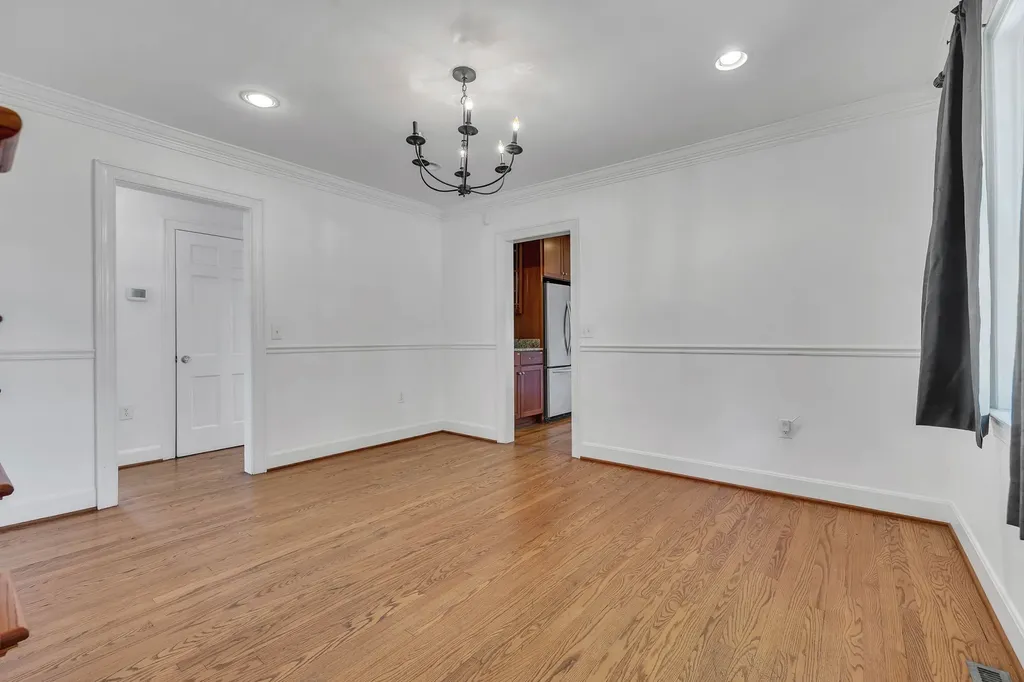 520 32nd Ave, S Nashville TN 37212