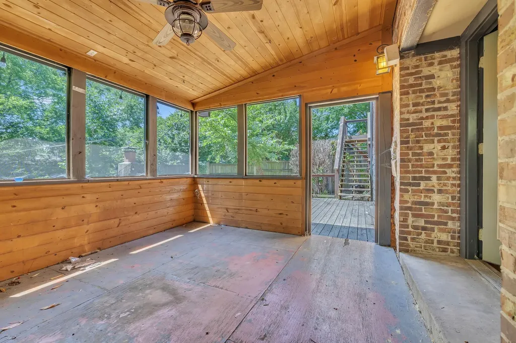 520 32nd Ave, S Nashville TN 37212