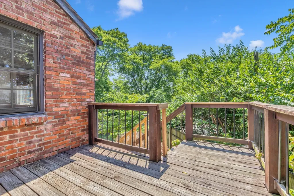 520 32nd Ave, S Nashville TN 37212