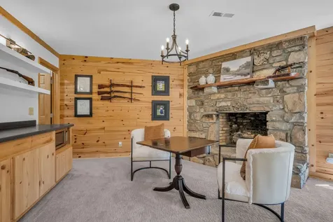 4059 Jimmy Gray Robinson Road Williamsport TN 38487