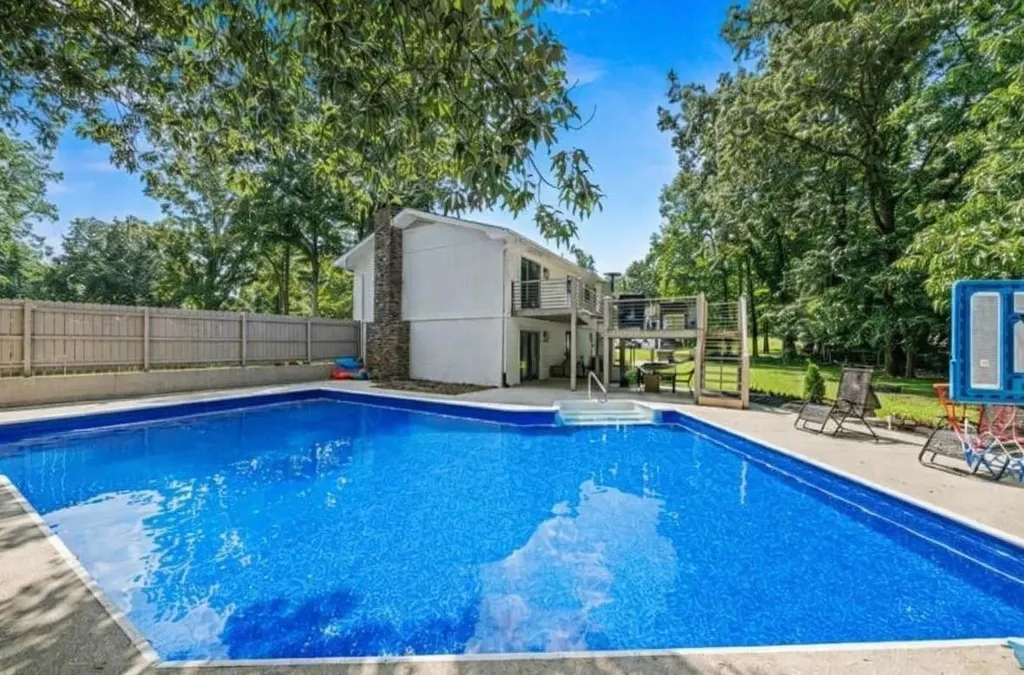 196 County Road 142 Riceville TN 37370