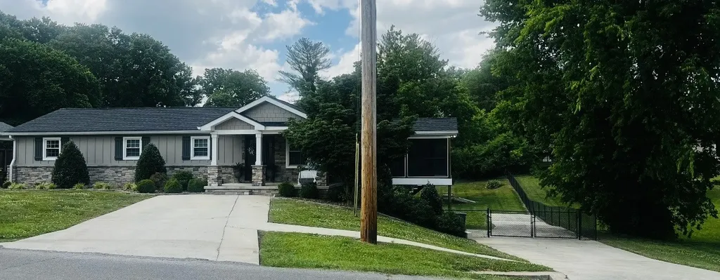 300 Dekalb Street Mcminnville TN 37110