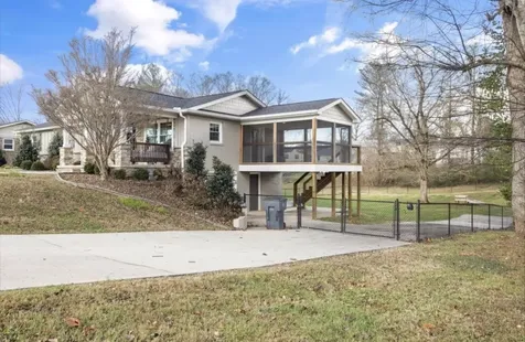 300 Dekalb Street Mcminnville TN 37110