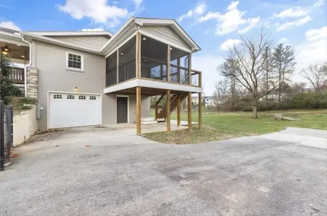 300 Dekalb Street Mcminnville TN 37110