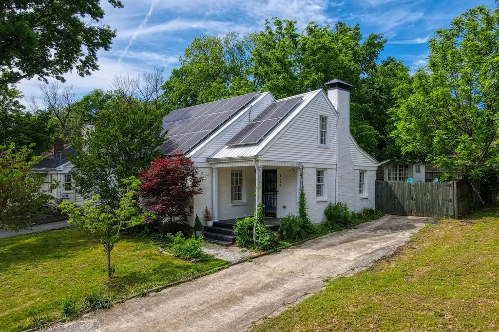 1035 Seymour Avenue Nashville TN 37206
