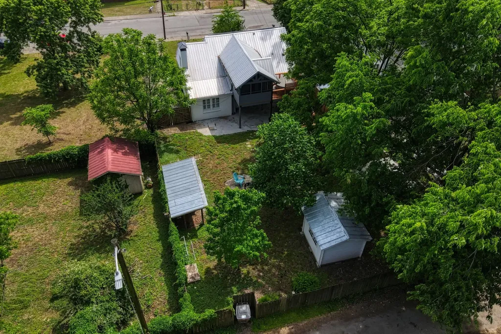 1035 Seymour Avenue Nashville TN 37206