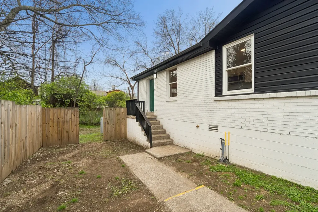 200 Prince Avenue Nashville TN 37207
