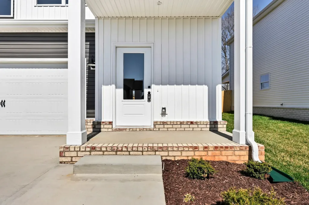 301 Wesson Drive Clarksville TN 37043