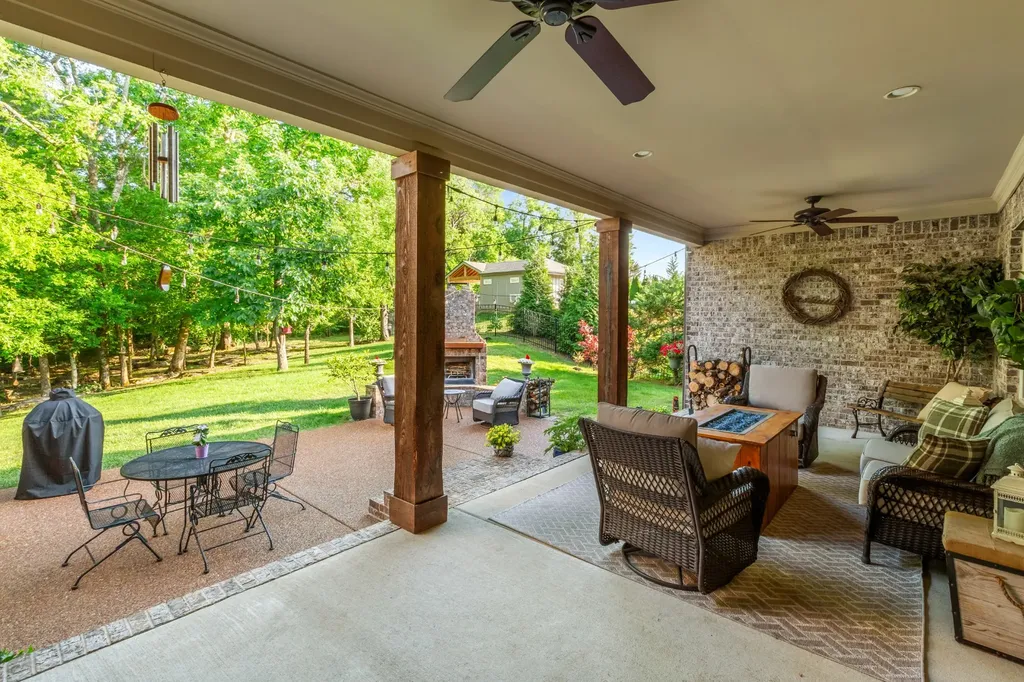 9213 Dutch Belted Court Nolensville TN 37135