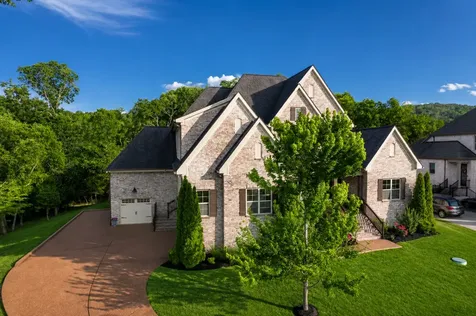 9213 Dutch Belted Court Nolensville TN 37135