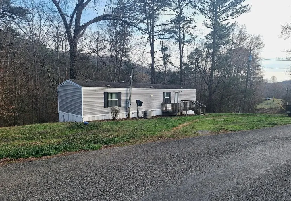 247 Towee Falls Road Tellico Plains TN 37385