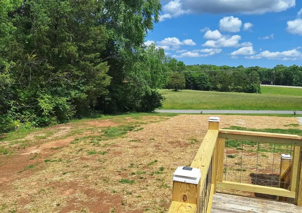 108 County Road 621 Etowah TN 37331