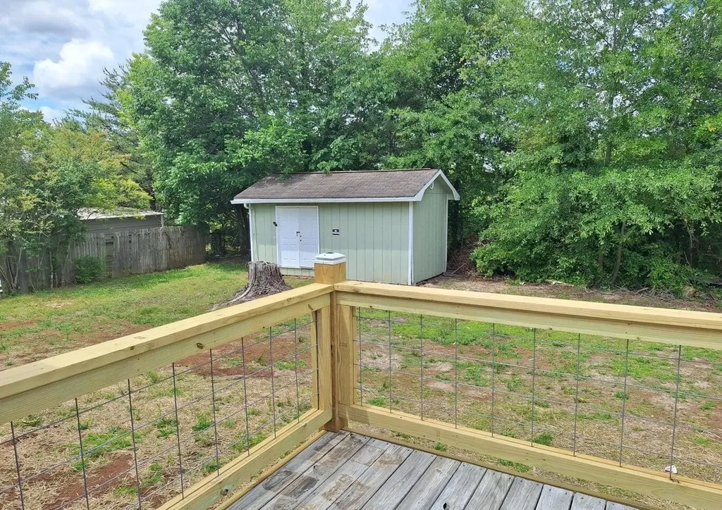 108 County Road 621 Etowah TN 37331