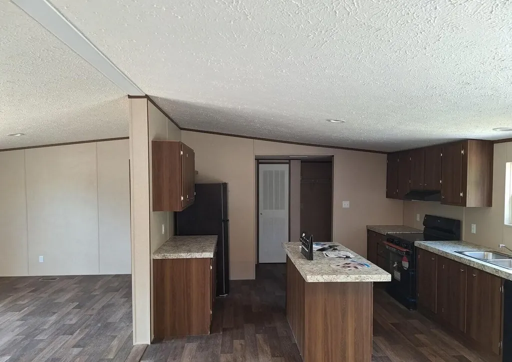 108 County Road 621 Etowah TN 37331