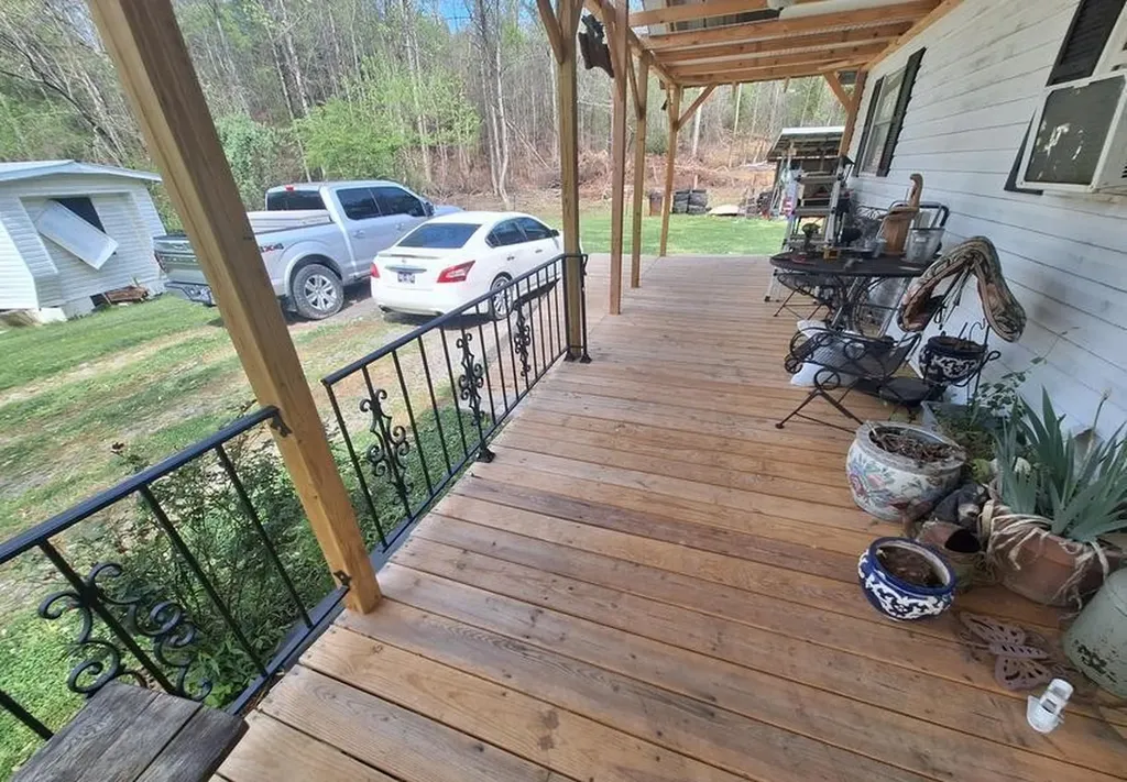 180 Walker Road Tellico Plains TN 37385