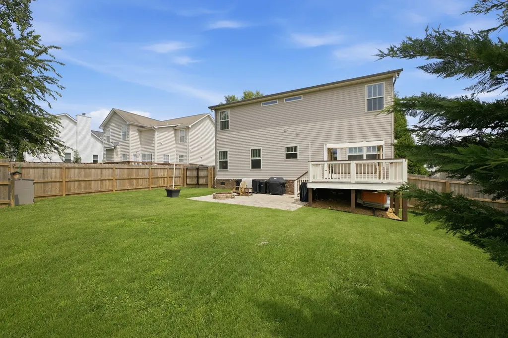 1091 Achiever Circle Spring Hill TN 37174