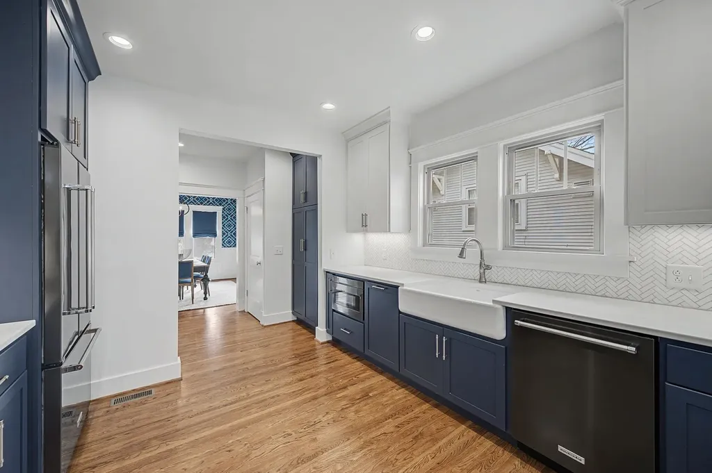 1912 Ashwood Avenue Nashville TN 37212