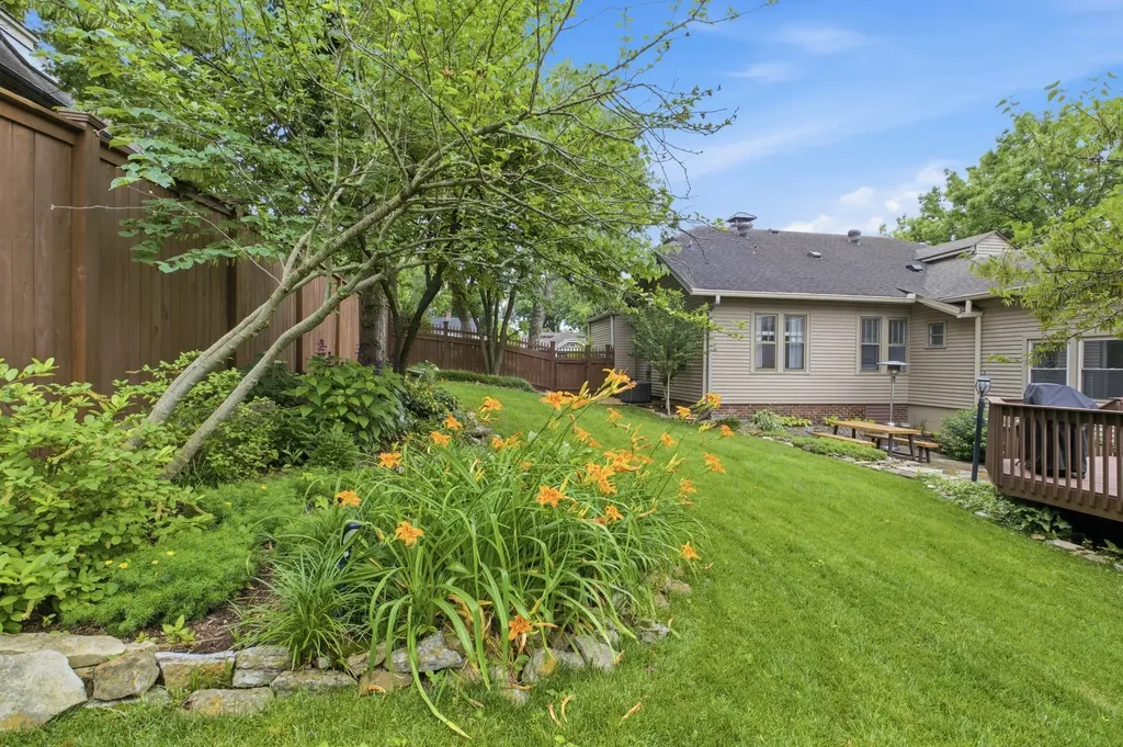 1912 Ashwood Avenue Nashville TN 37212