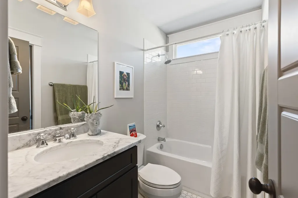 2113 Bernard Avenue Nashville TN 37212