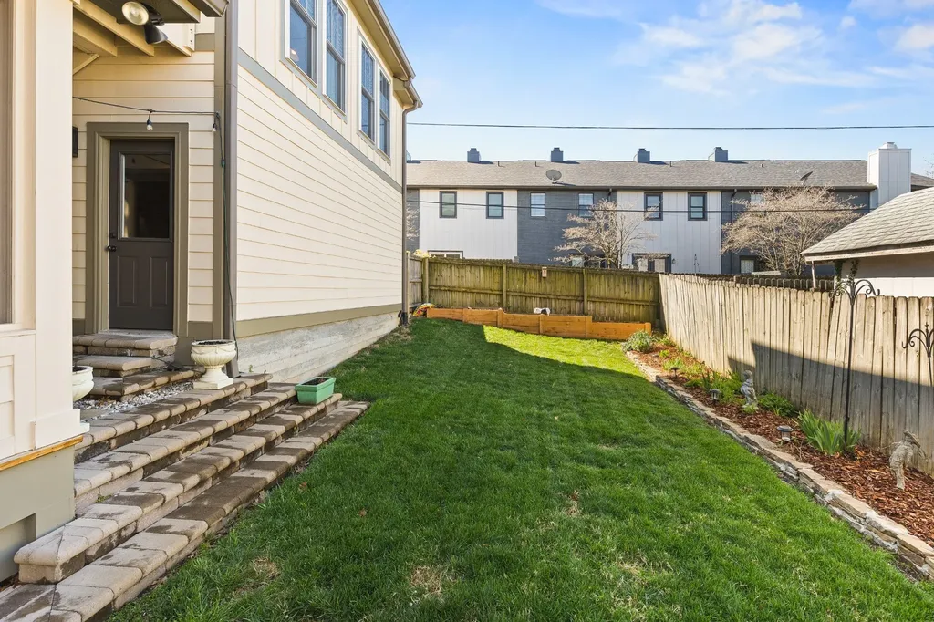2113 Bernard Avenue Nashville TN 37212