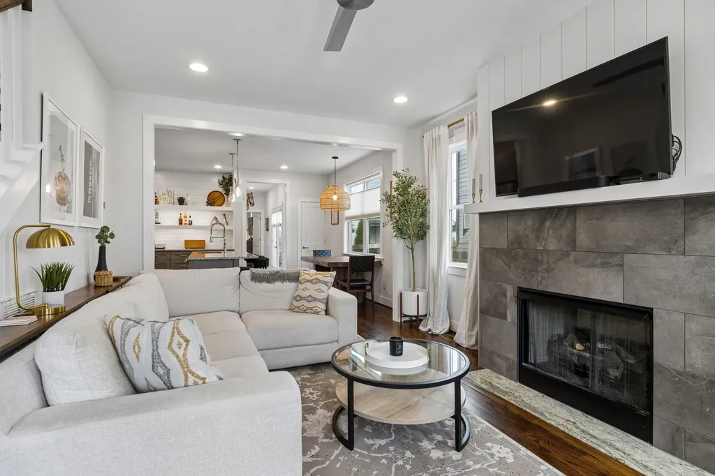 411B Eastboro Drive Nashville TN 37209