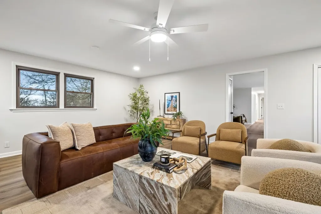 171 New Shackle Island Road Hendersonville TN 37075