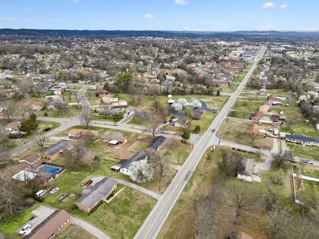 171 New Shackle Island Road Hendersonville TN 37075