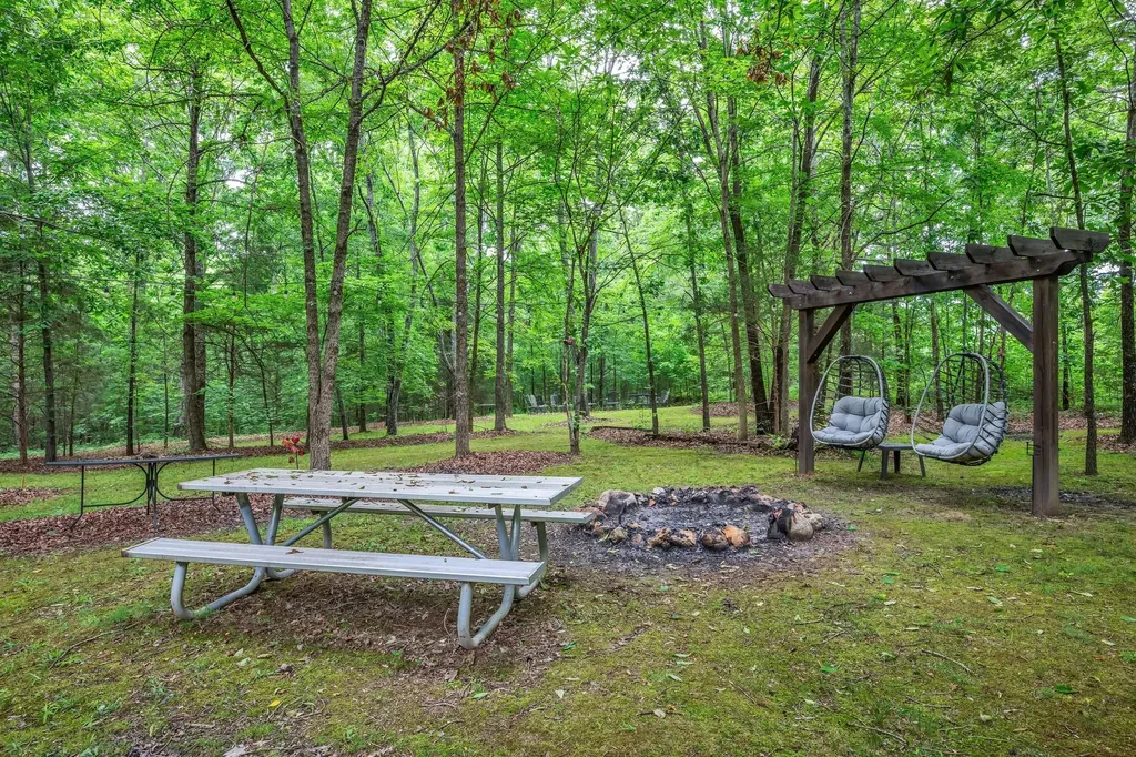 1026 Yellow Creek Road Dickson TN 37055