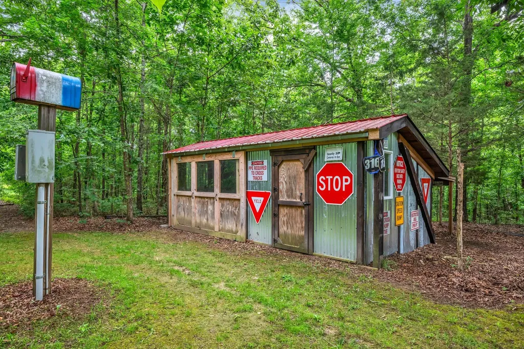 1026 Yellow Creek Road Dickson TN 37055